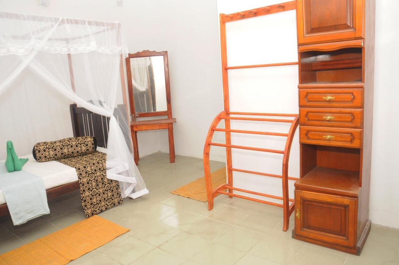 Deutsch Lanka Hotel Telwatta Buitenkant foto